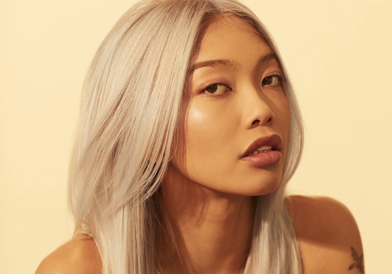 How long do you have to wait to bleach your hair again? I Tips and Tricks