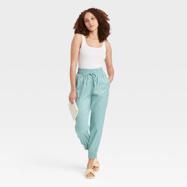 Women's High-Rise Woven Ankle Jogger Pants