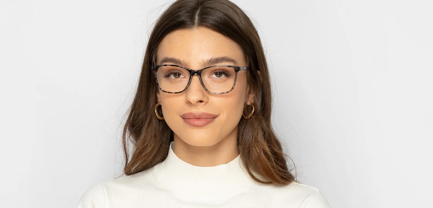 Stylish glasses for women at Glasses USA