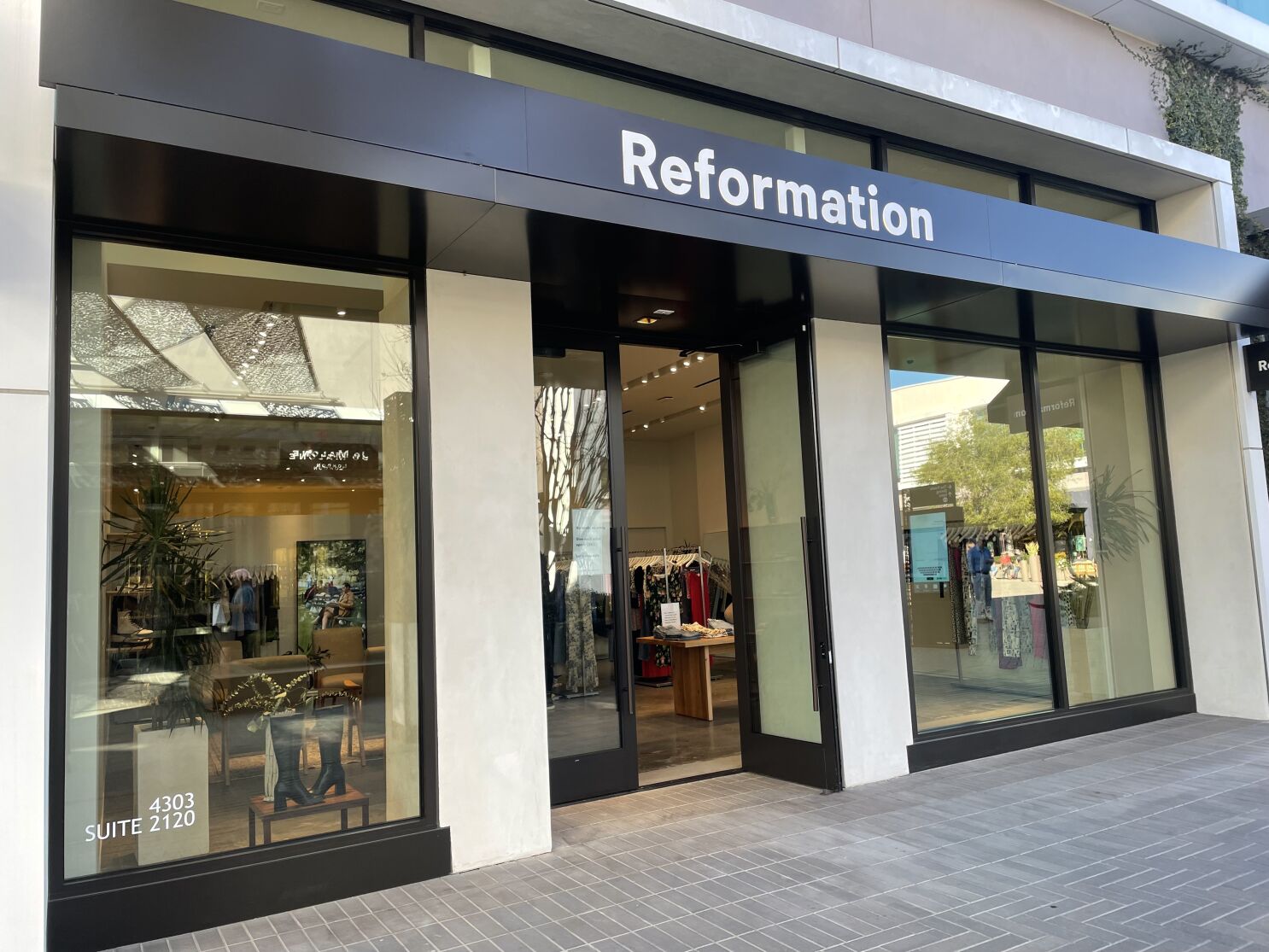 Reformation store